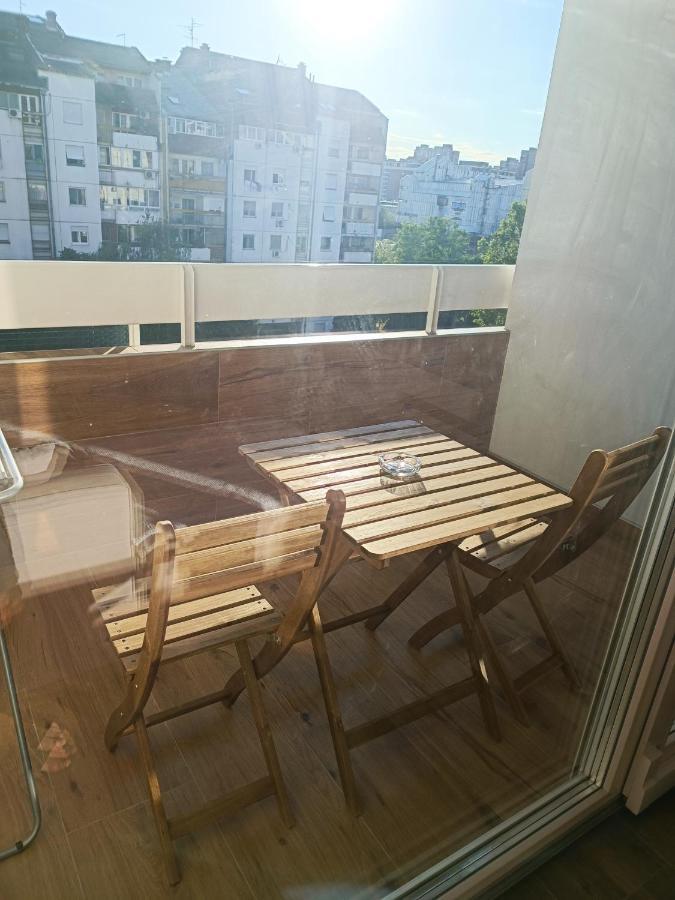 Serbian home Belgrado Buitenkant foto